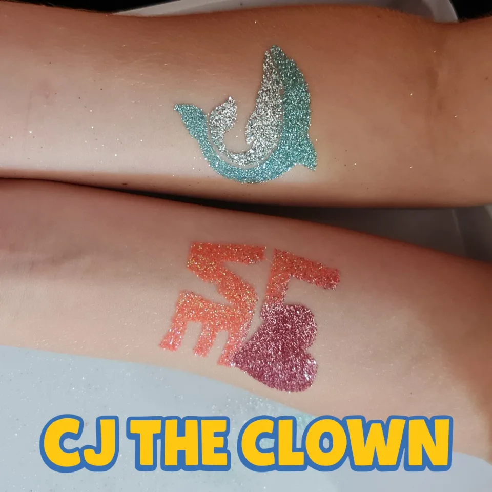 Glitter tattoo by the Dazzling Faces team